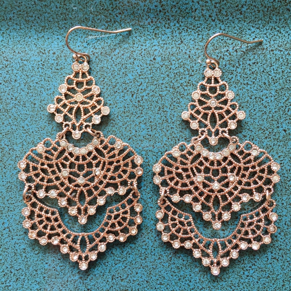 Filigree chandelier faux diamond & gold earrings